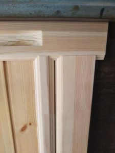 下駄箱を製作しています。 信州 下條村 丸正木工所