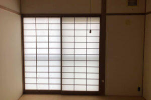 貼り替えをしました。 アパートです。 綺麗になりました。 信州 下條村 丸正木工所✨