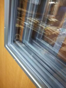 建具作っています。 信州 下條村 丸正木工所