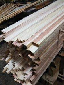 柿を干す棒を作ります。 信州 下條村 丸正木工所