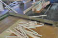 五平餅の串を作っています。 下條村 丸正木工所