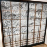 写真を印刷した紙を 貼り付けた障子 信州 下條村 丸正木工所