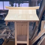 息子が制作していたお祠ですが、完成間際まで出来ました。 息子が制作していたお祠ですが、完成間際まで出来ました。下條村 丸正木工所