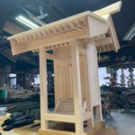 息子が制作していたお祠ですが、完成間際まで出来ました。 息子が制作していたお祠ですが、完成間際まで出来ました。下條村 丸正木工所