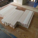五平餅の串を作っています。 下條村 丸正木工所