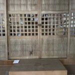 神社の扉の修繕の依頼がありました。 下條村 丸正木工所