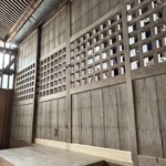 神社の扉の修繕の依頼がありました。 下條村 丸正木工所