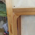 障子の貼り替えをしています。 下條村 丸正木工所